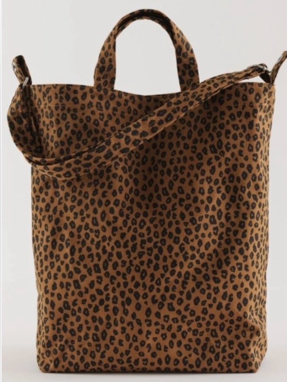 NWT Baggu nutmeg leopard duck bag